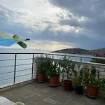 Ionian Bay Apartament *
