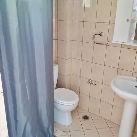 Ionian Bay Apartamento Qeparo
